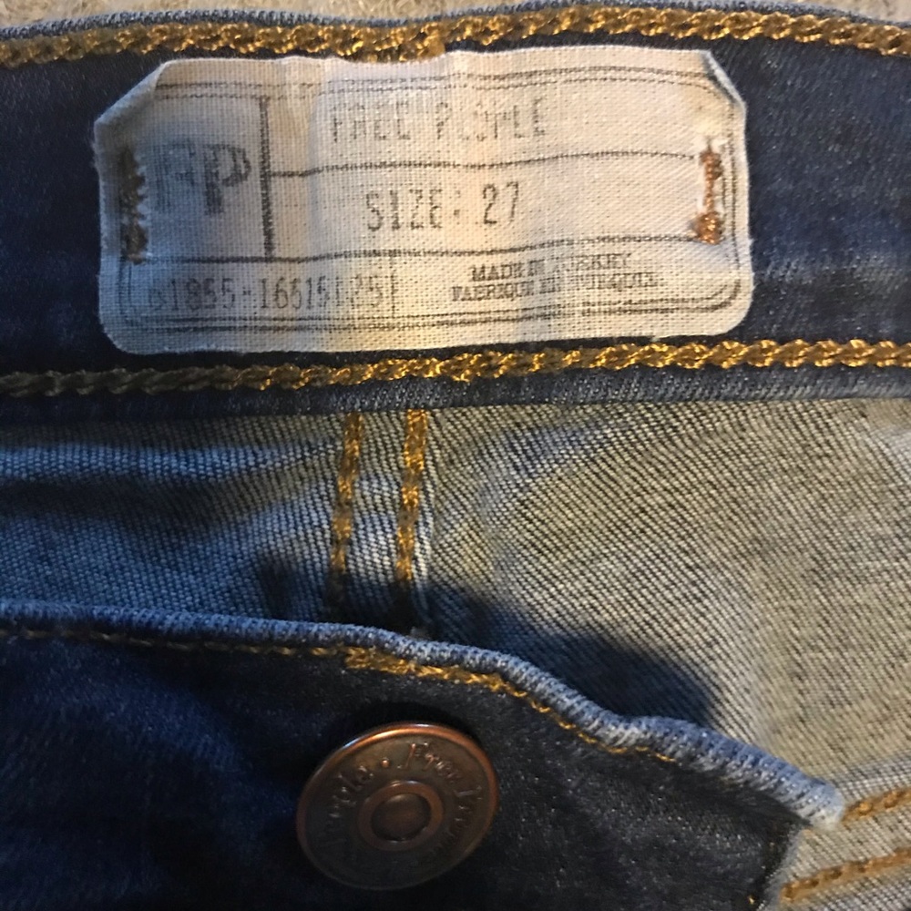 Free People Busted Knee Jeans - Picture 4 of 5